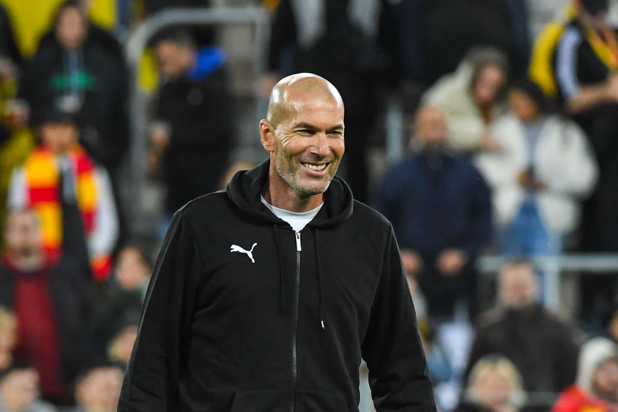 Zidane revela onde gostaria de retomar vida de treinador