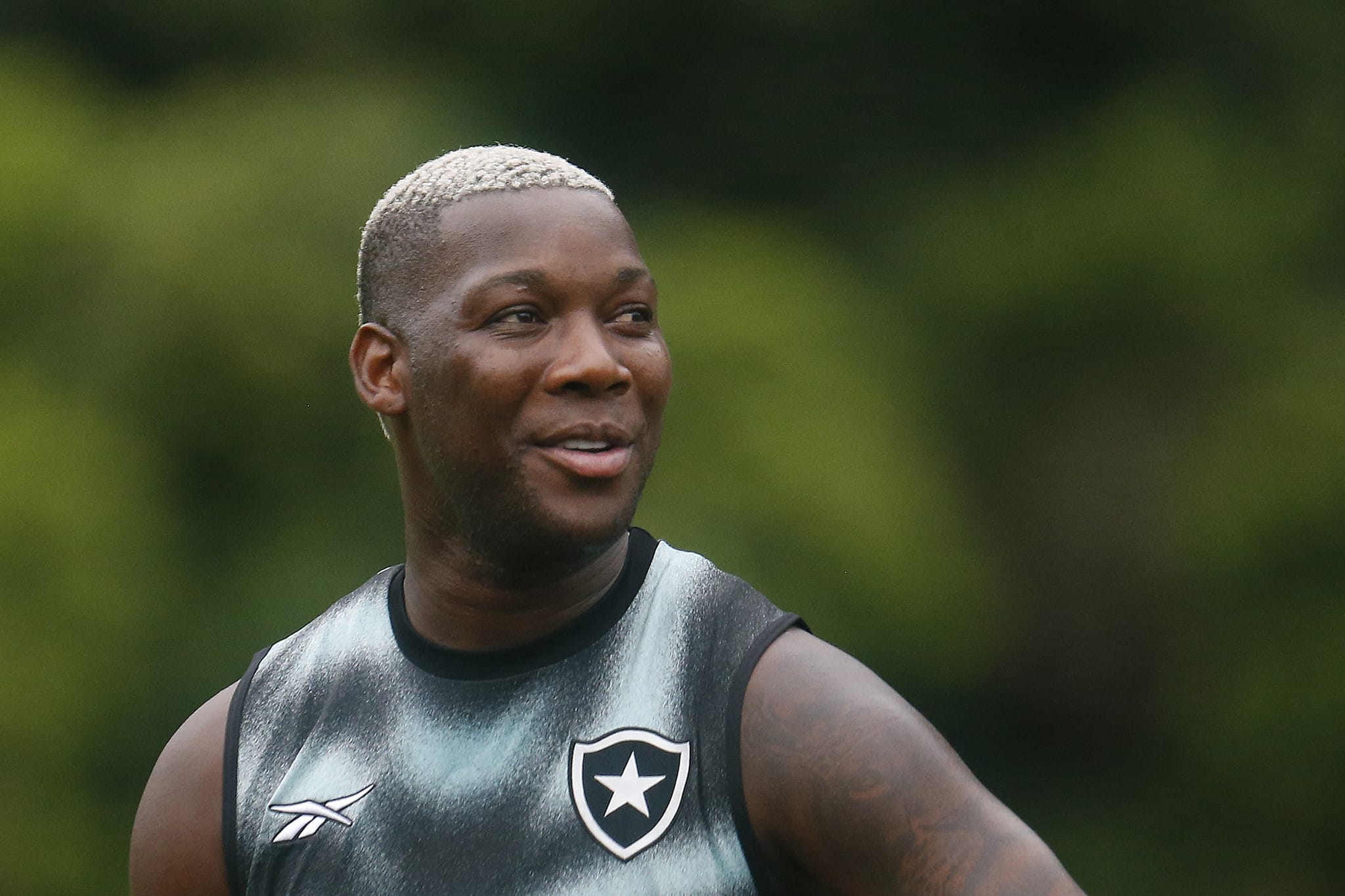 Botafogo espera contar com com retorno de Patrick de Paula na Libertadores