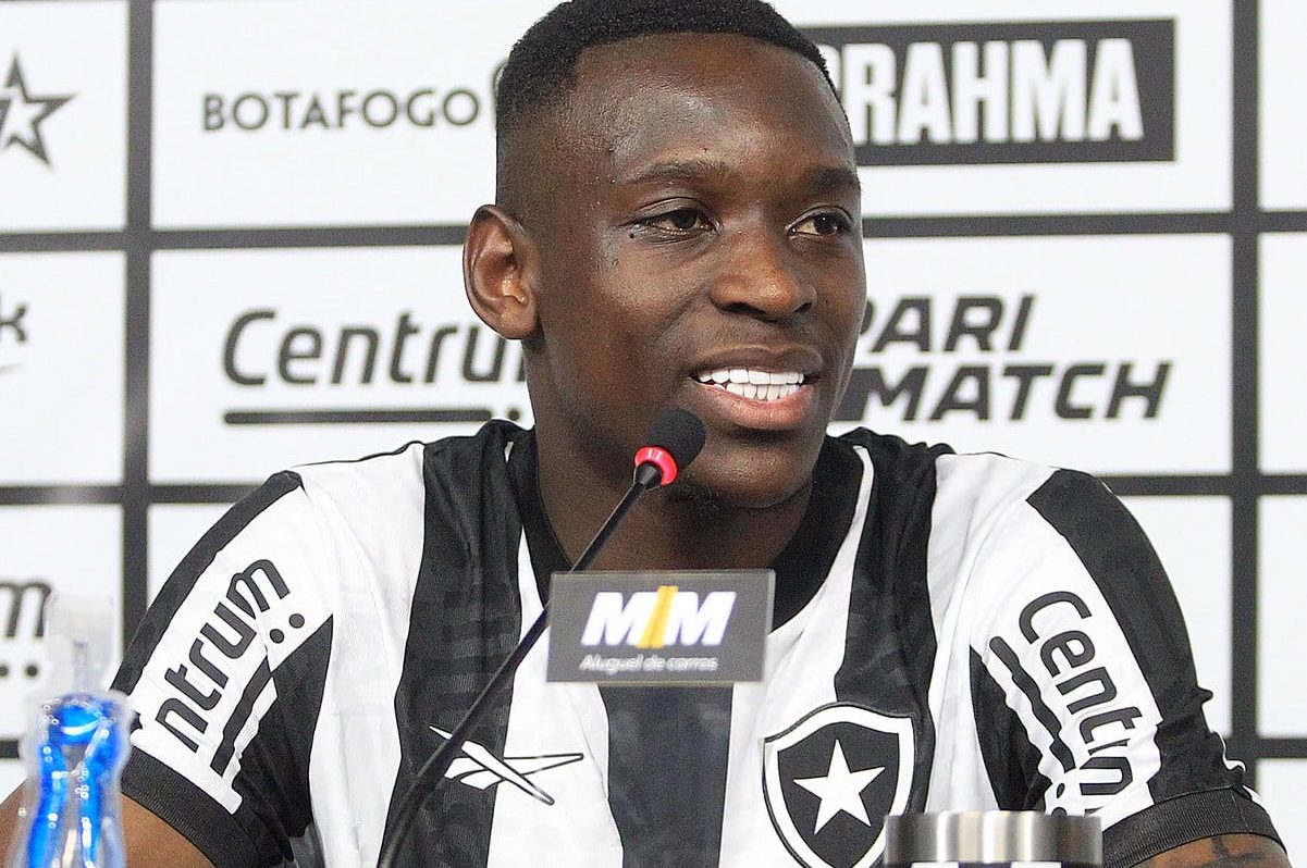 Botafogo n&atilde;o vai contar com tr&ecirc;s dos principais refor&ccedil;os na decis&atilde;o com o Red Bull pela Libertadores