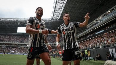 A dupla brilhou: Paulinho desencanta, Hulk marca o 100&deg; dele e Atl&eacute;tico-MG vence o Am&eacute;rica-MG