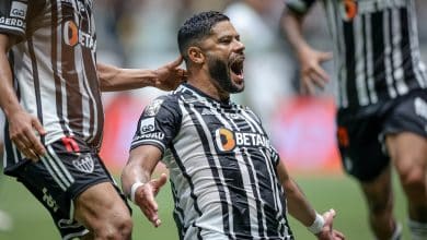 De esquerda, direita ou de cabe&ccedil;a, cavadinha, p&ecirc;nalti ou falta, colocada ou pancada: por dentro dos 100 gols de Hulk no Atl&eacute;tico-MG