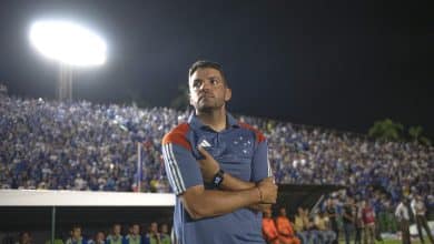 Nico Larcam&oacute;n puxa orelha de jogadores e projeta Cruzeiro do jogo de volta