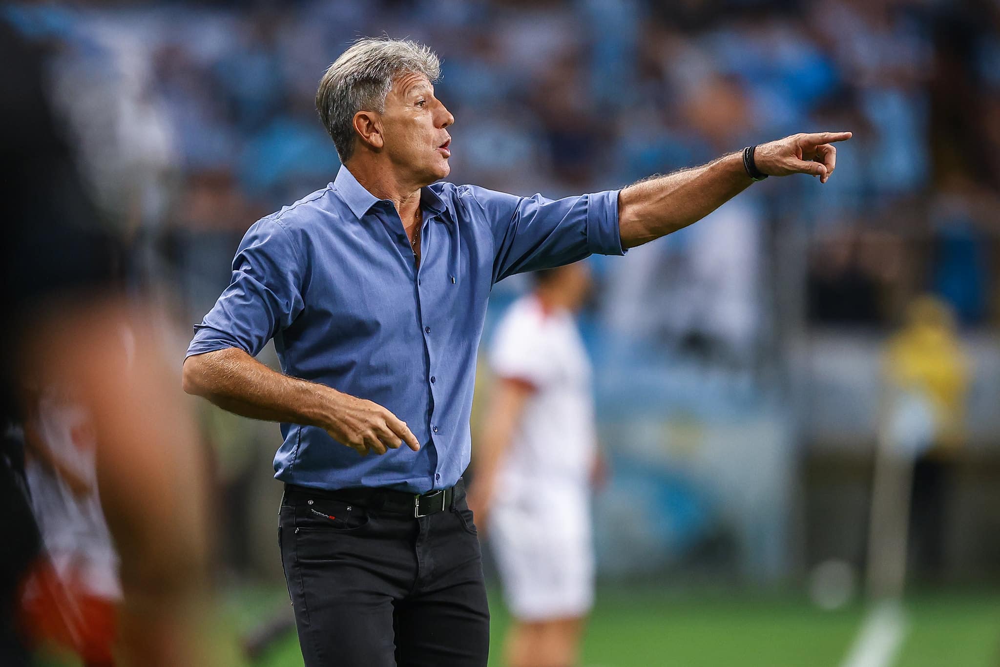 &lsquo;Qual benef&iacute;cio o clube tem?&rsquo;: Renato justificou o fechamento dos treinos do Gr&ecirc;mio &agrave; imprensa