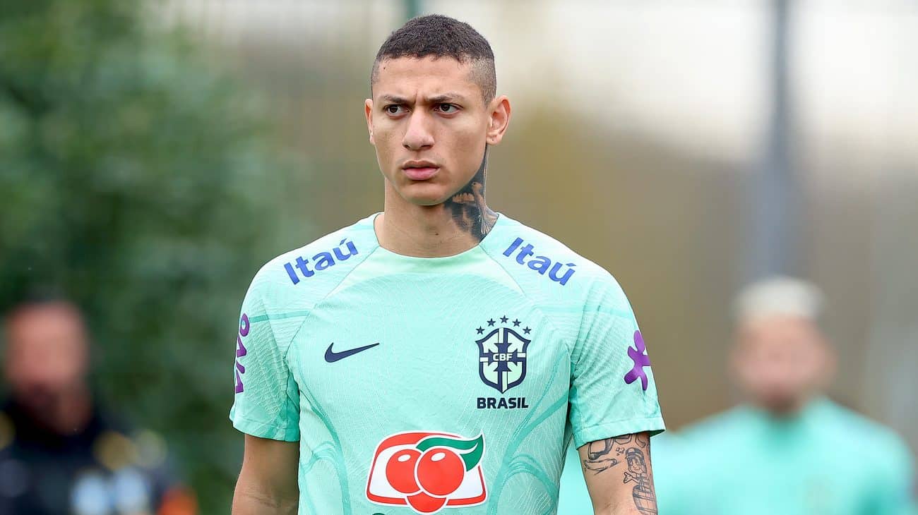 Richarlison pode acabar com sina da Sele&ccedil;&atilde;o na mesma Londres onde&nbsp;voltou&nbsp;a&nbsp;sorrir