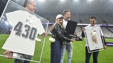 Cris Gambar&eacute; sai, mas deixa planejamento para feminino do Corinthians at&eacute; 2025