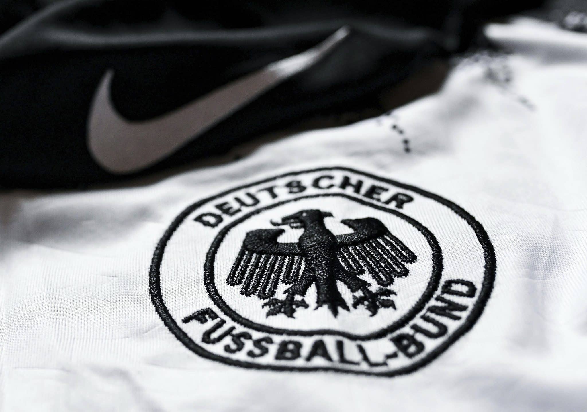 Federa&ccedil;&atilde;o Alem&atilde; explica motivos para trocar Adidas por Nike