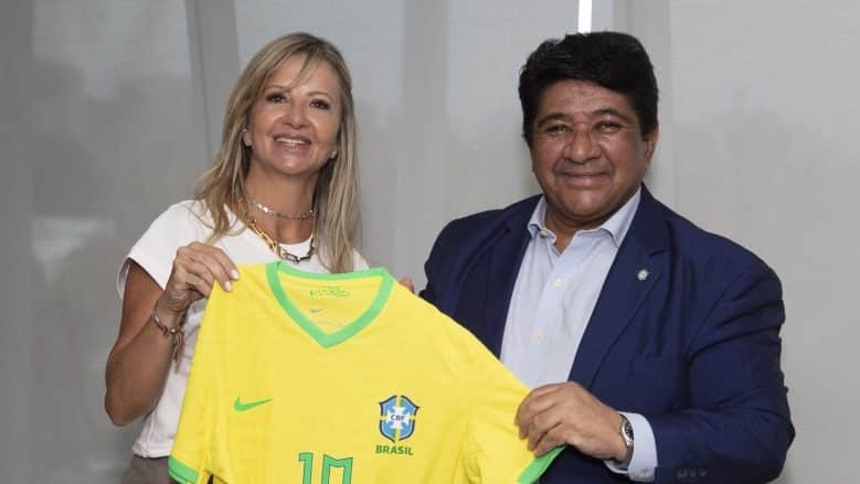 Corinthians perde pe&ccedil;a crucial do futebol feminino&nbsp;para&nbsp;a&nbsp;CBF