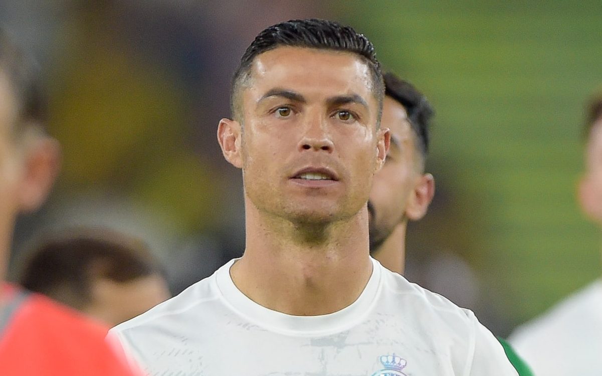 Cristiano Ronaldo d&aacute; sua vers&atilde;o sobre gesto obsceno que causou suspens&atilde;o
