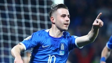 Gr&eacute;cia destr&oacute;i Cazaquist&atilde;o e mant&eacute;m acesa a chama do bi da Eurocopa