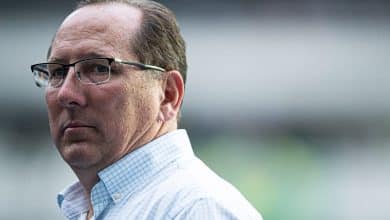 &lsquo;Um caricato cartola &agrave; moda antiga&rsquo;: Palmeiras decide processar John Textor, dono da SAF do Botafogo