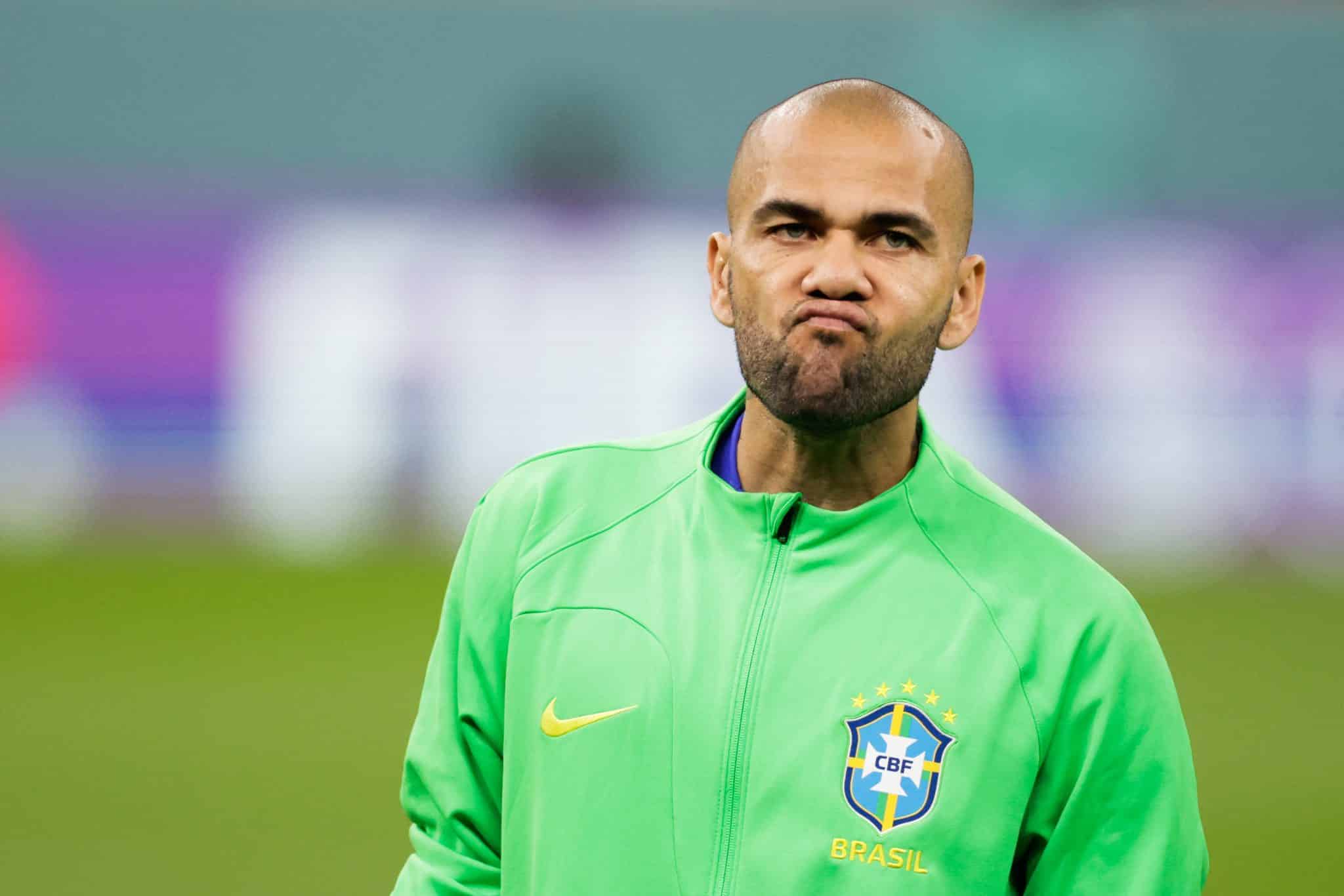 Para surpresa de ningu&eacute;m, Dani Alves, condenado por estupro, poder&aacute; pagar e ficar livre