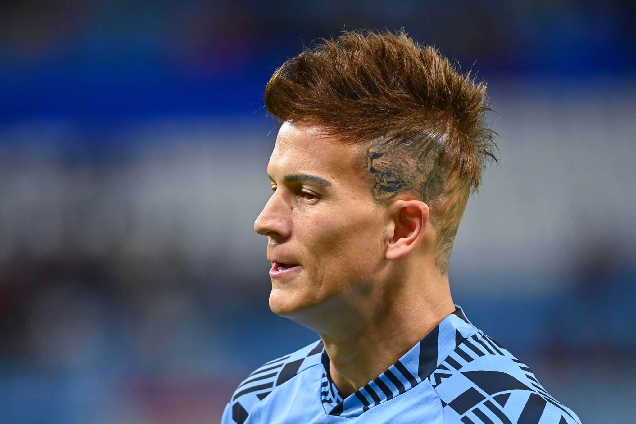 V&eacute;lez suspende 4 atletas por acusa&ccedil;&atilde;o de estupro