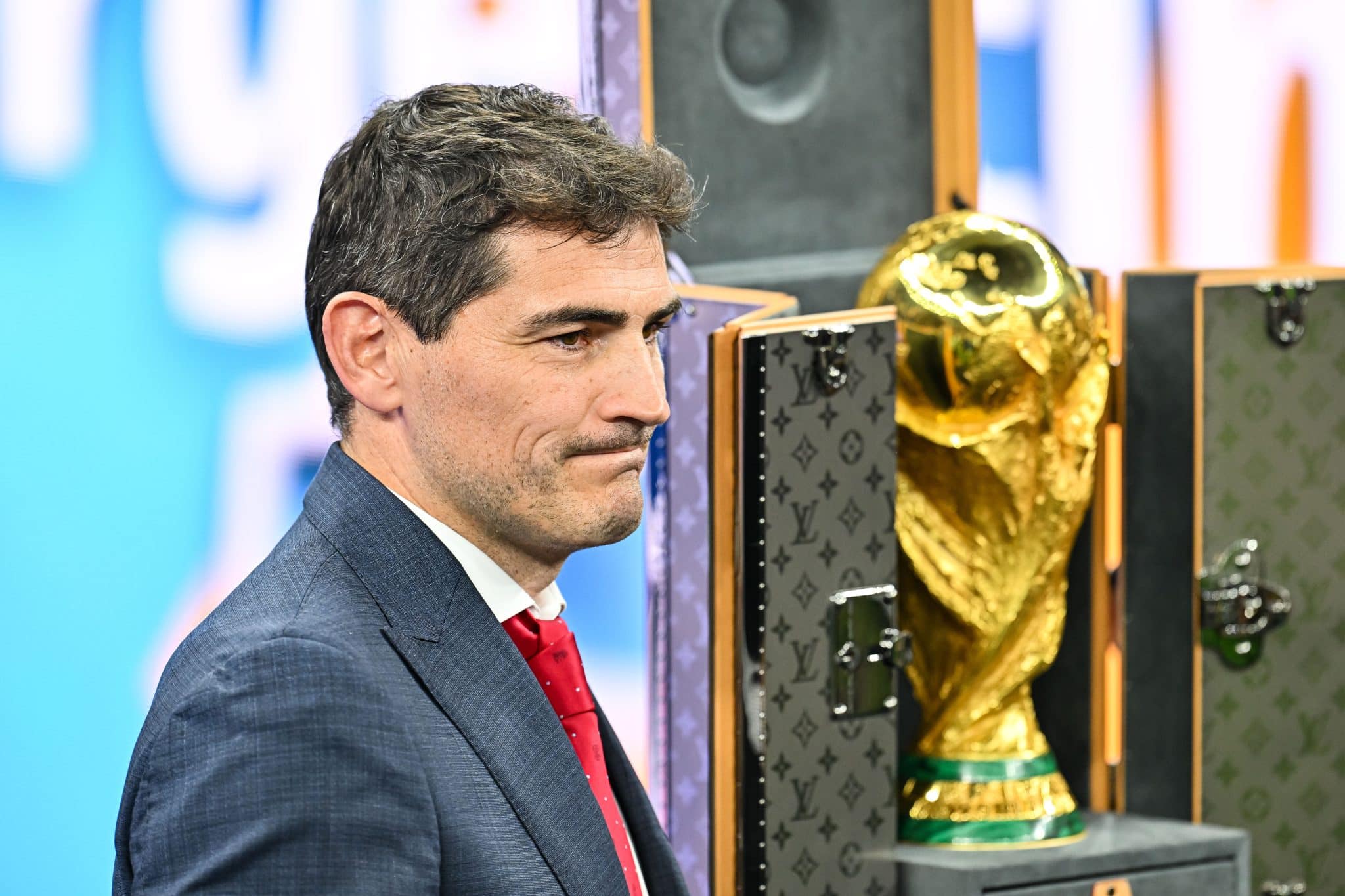 Aposentado, Casillas mostrou que ainda poderia ser titular de muitos times