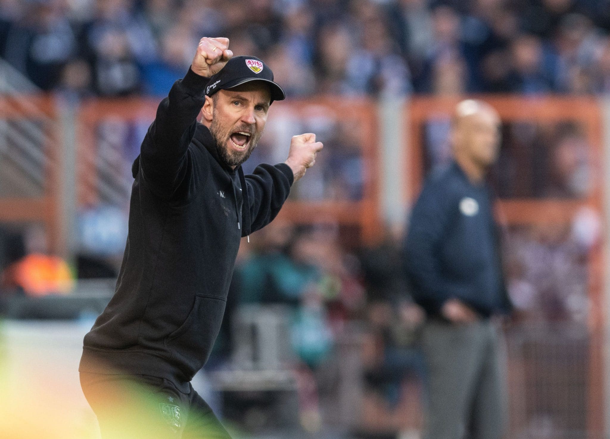 De quase rebaixado duas vezes &agrave; prov&aacute;vel vaga na Champions: como sobrinho de lenda do Bayern revolucionou o Stuttgart