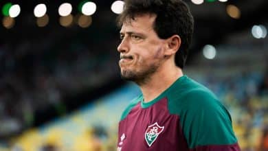 Fernando Diniz tem pior aproveitamento em cl&aacute;ssicos na hist&oacute;ria do Fluminense