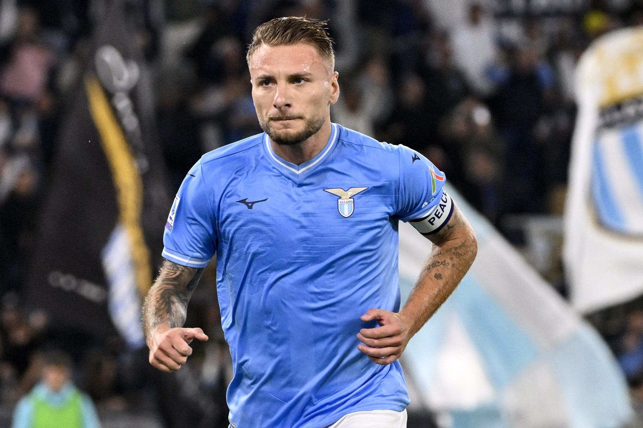 Immobile &eacute; agredido ao deixar filho na escola e estafe do atacante da Lazio culpa fake News envolvendo Sarri