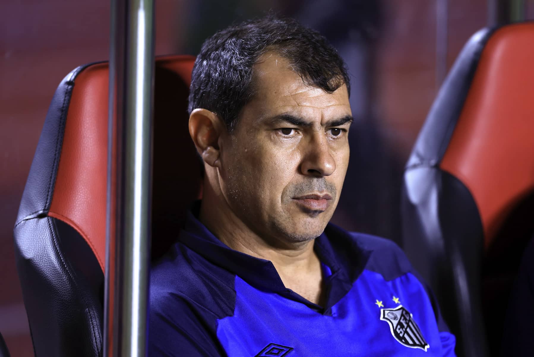 Transfer ban pode frustrar planos de Carille por refor&ccedil;os no Santos