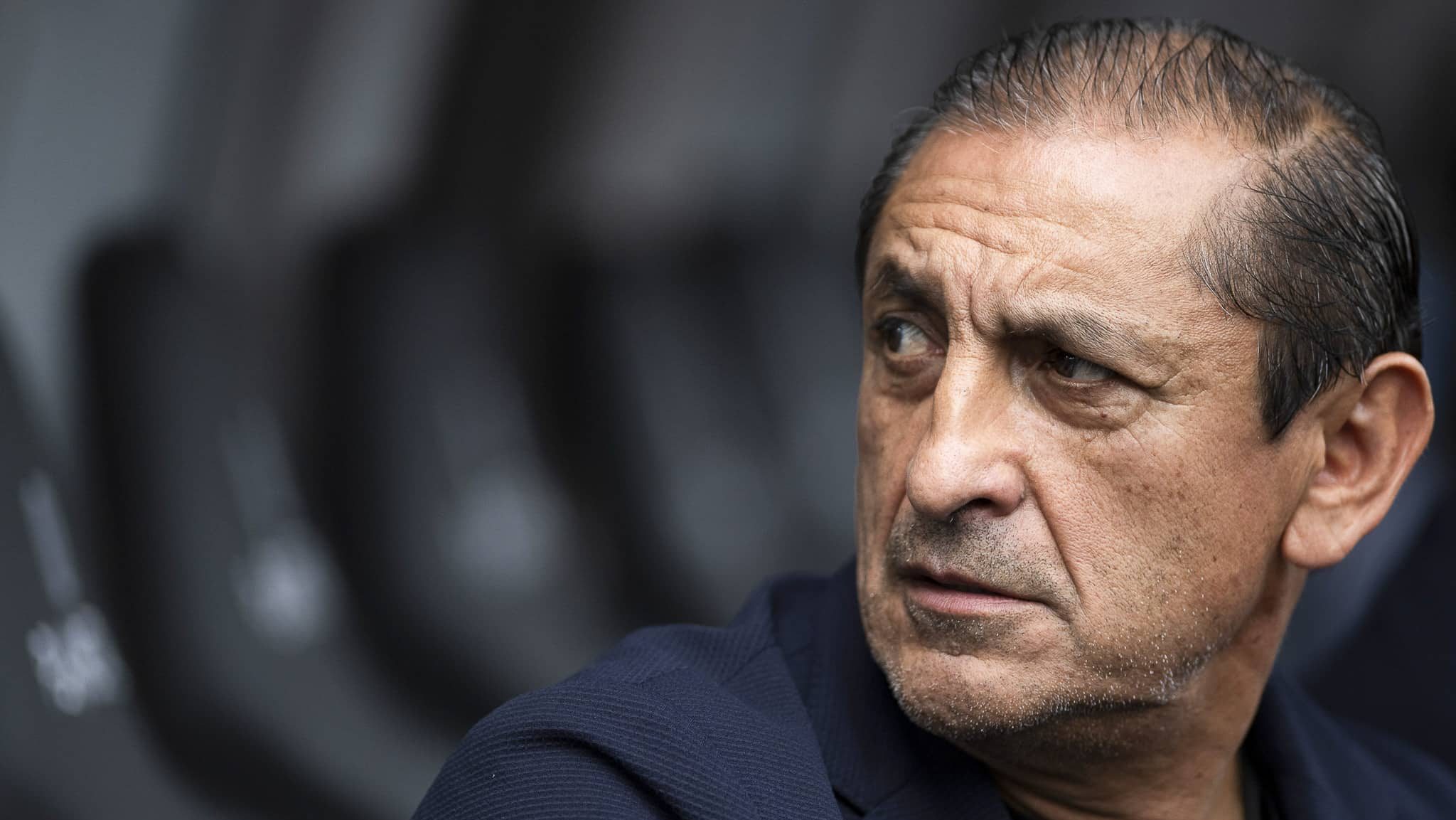 A bola do Nova Igua&ccedil;u, hist&oacute;rica, foi de constranger o Vasco no Maracan&atilde;