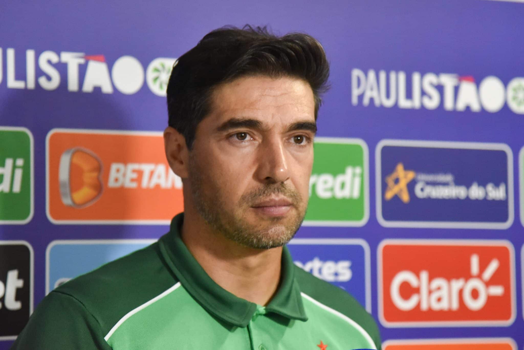 Desculpas n&atilde;o comovem entorno de Abel Ferreira, do Palmeiras, que ainda pode processar dirigente do S&atilde;o Paulo