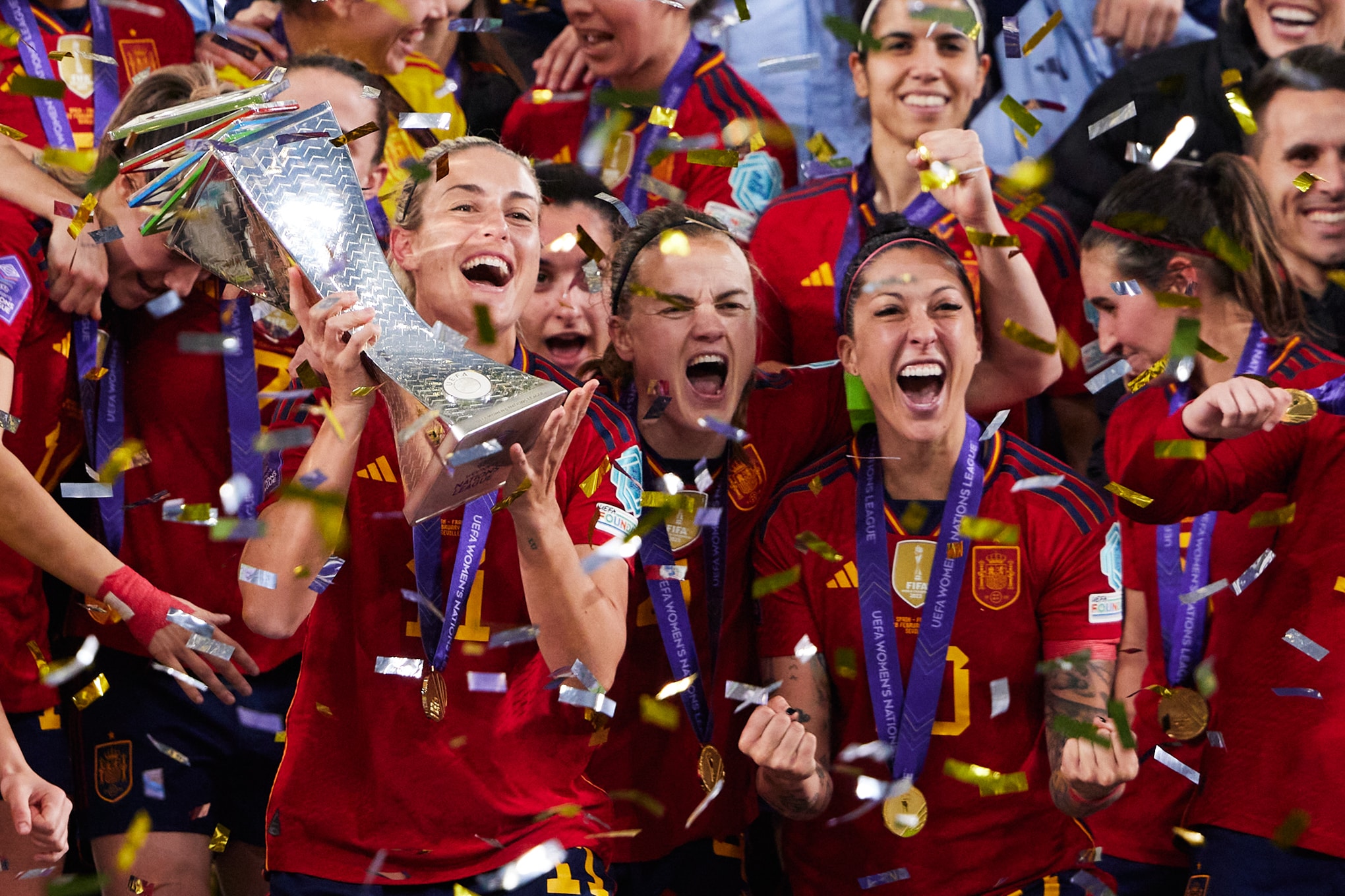 Sele&ccedil;&atilde;o espanhola campe&atilde; da Nations League feminina recebeu 65 vezes menos que masculina