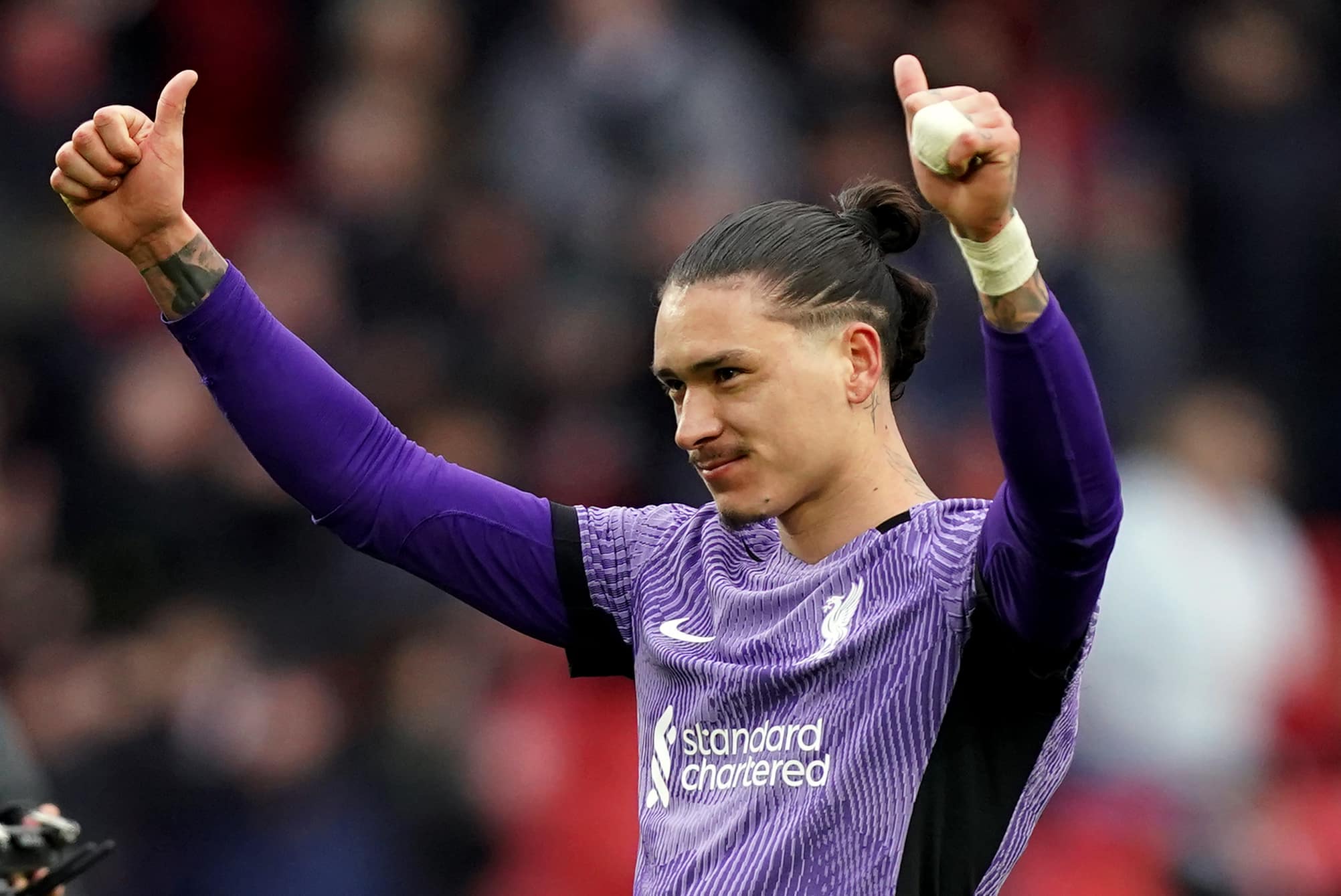 Liverpool vence o Notthinghan Forest com gol no &uacute;ltimo lance e mostra que &eacute; o time mais resiliente da Premier League