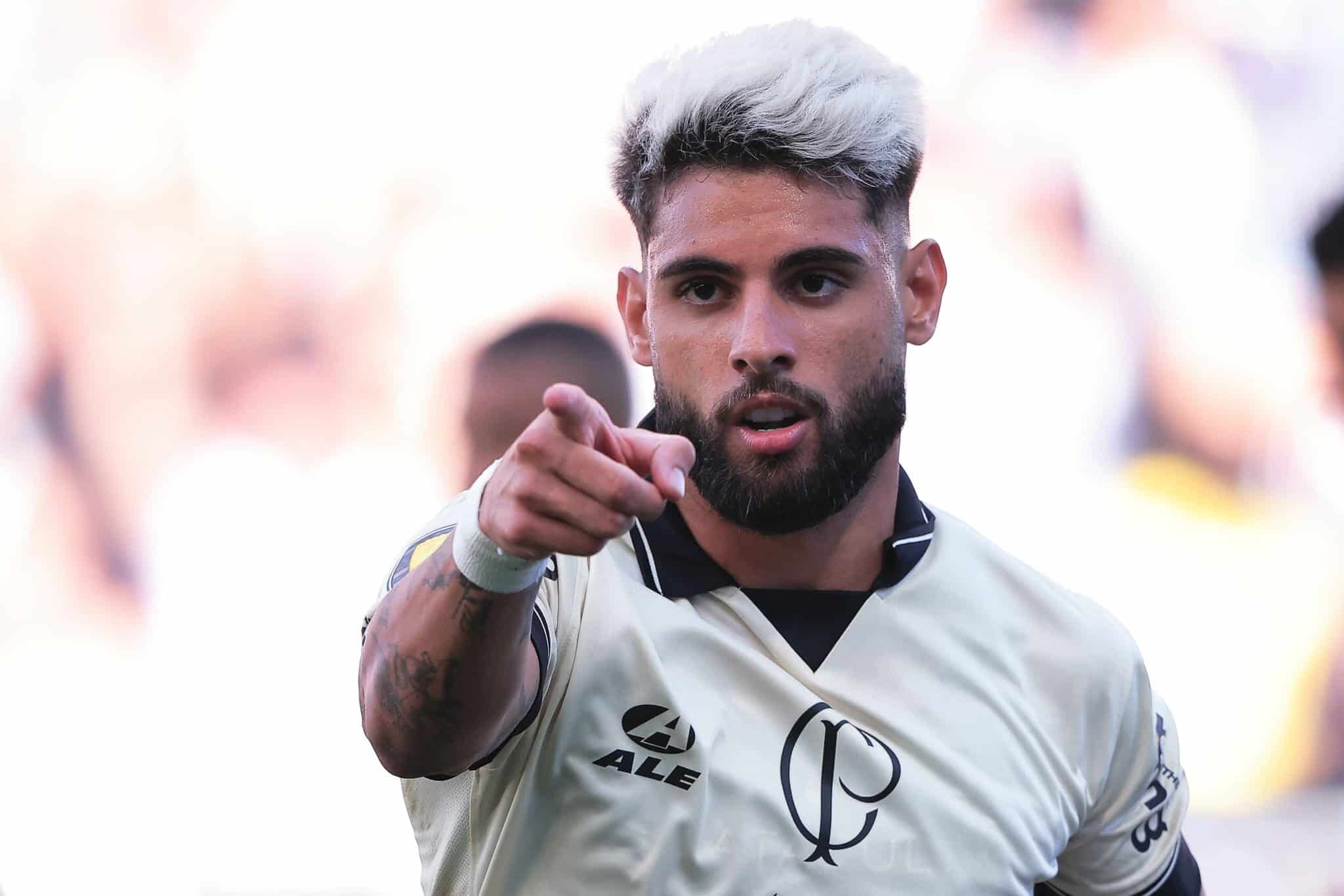 Yuri Alberto &lsquo;leve&rsquo; e Wesley fundamental: Corinthians oscila, mas vence Santo Andr&eacute; e se mant&eacute;m vivo no Paulist&atilde;o