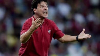 &lsquo;Sou o maior respons&aacute;vel&rsquo;: Diniz admite m&aacute; atua&ccedil;&atilde;o do Fluminense em derrota para o Flamengo