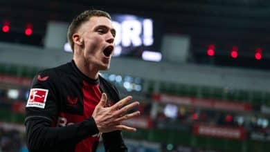 Leverkusen segue sua saga imbat&iacute;vel e fica cada vez mais perto da in&eacute;dita conquista da Bundesliga