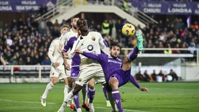 Bem diferente da goleada sobre o Brighton&hellip; Roma joga mal, mas castiga Fiorentina ao arrancar empate no &uacute;ltimo lance
