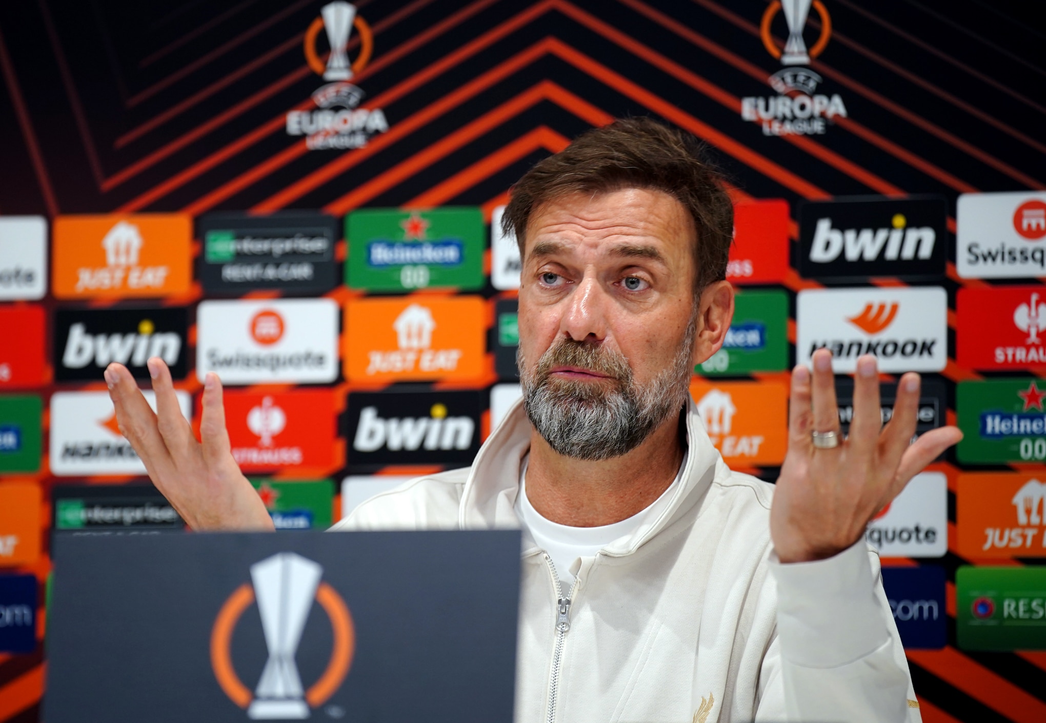 Novo candidato a t&eacute;cnico do Liverpool &eacute; portugu&ecirc;s