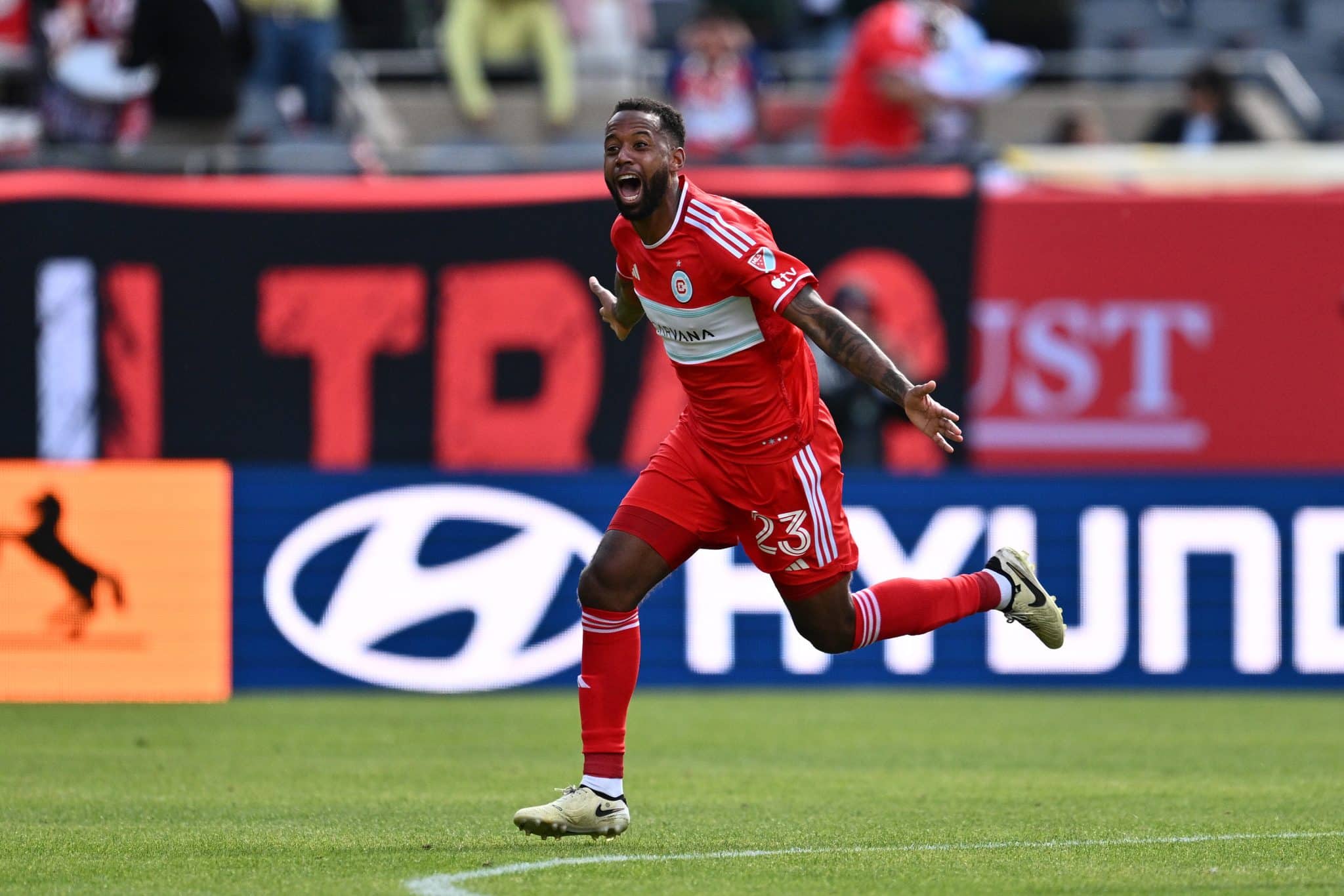 Messi? Que nada! Vento faz gola&ccedil;o e vira jogo aos 53 do segundo tempo&nbsp;na&nbsp;MLS; Assista