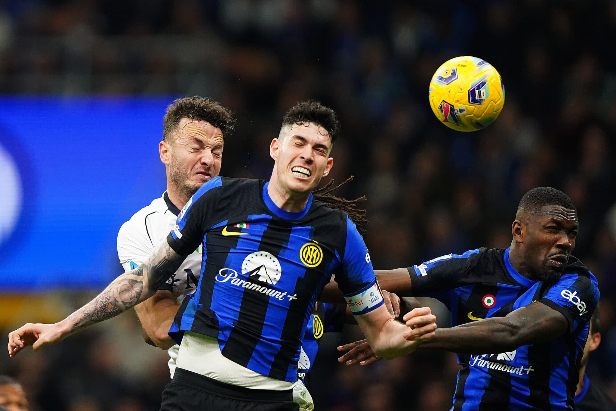 Napoli interrompe sequ&ecirc;ncia de dez vit&oacute;rias da Inter de Mil&atilde;o e arranca empate no San Siro