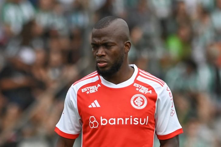 Mais uma baixa na Data Fifa! Enner Valencia est&aacute; fora de amistoso do Equador