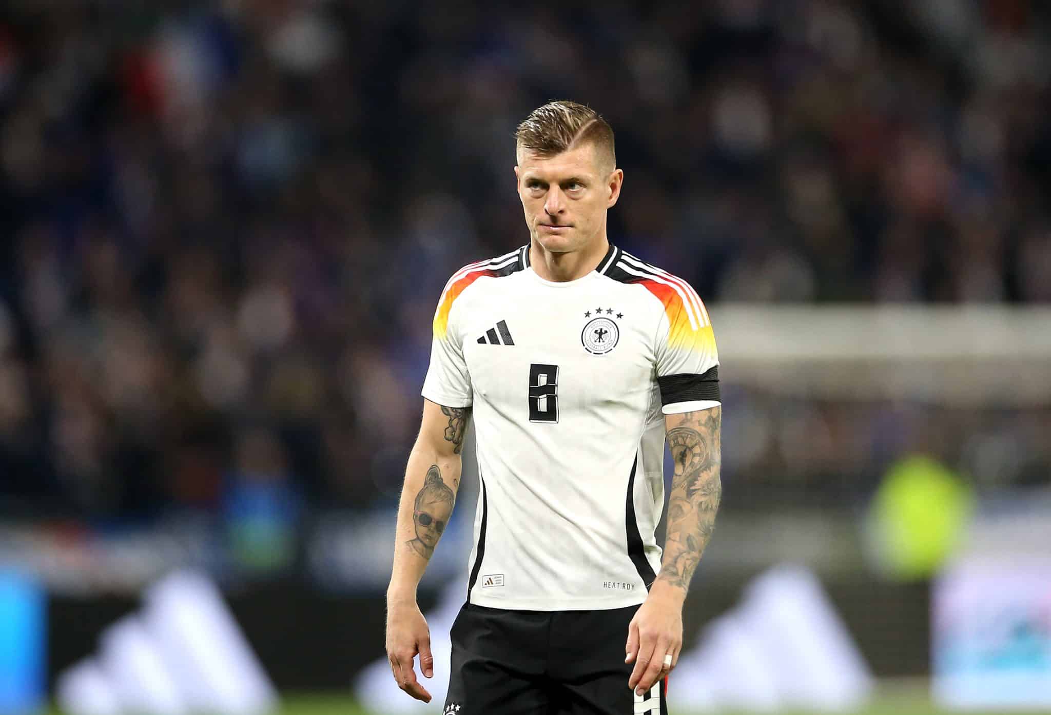 Aos 34 anos, Kroos volta a ser porto seguro de Real Madrid e Alemanha