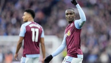 Aston Villa volta ao caminho das vit&oacute;rias e ao quarto lugar da Premier League