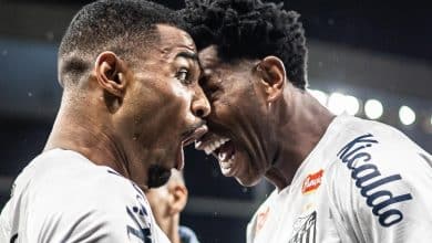 Santos faz a festa com recorde na Neo Qu&iacute;mica Arena e volta &agrave; final do Paulist&atilde;o
