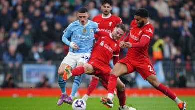 Klopp e Guardiola dizem adeus um ao outro com empate que ajudou apenas o Arsenal