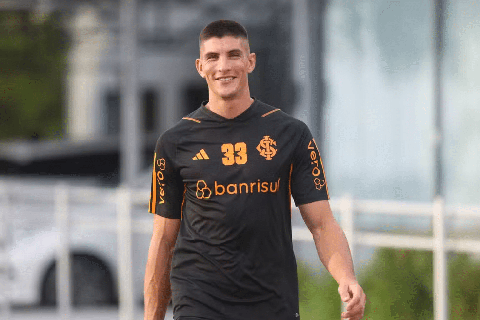 Rochet abriu o jogo sobre sua les&atilde;o e o processo de recupera&ccedil;&atilde;o no Internacional