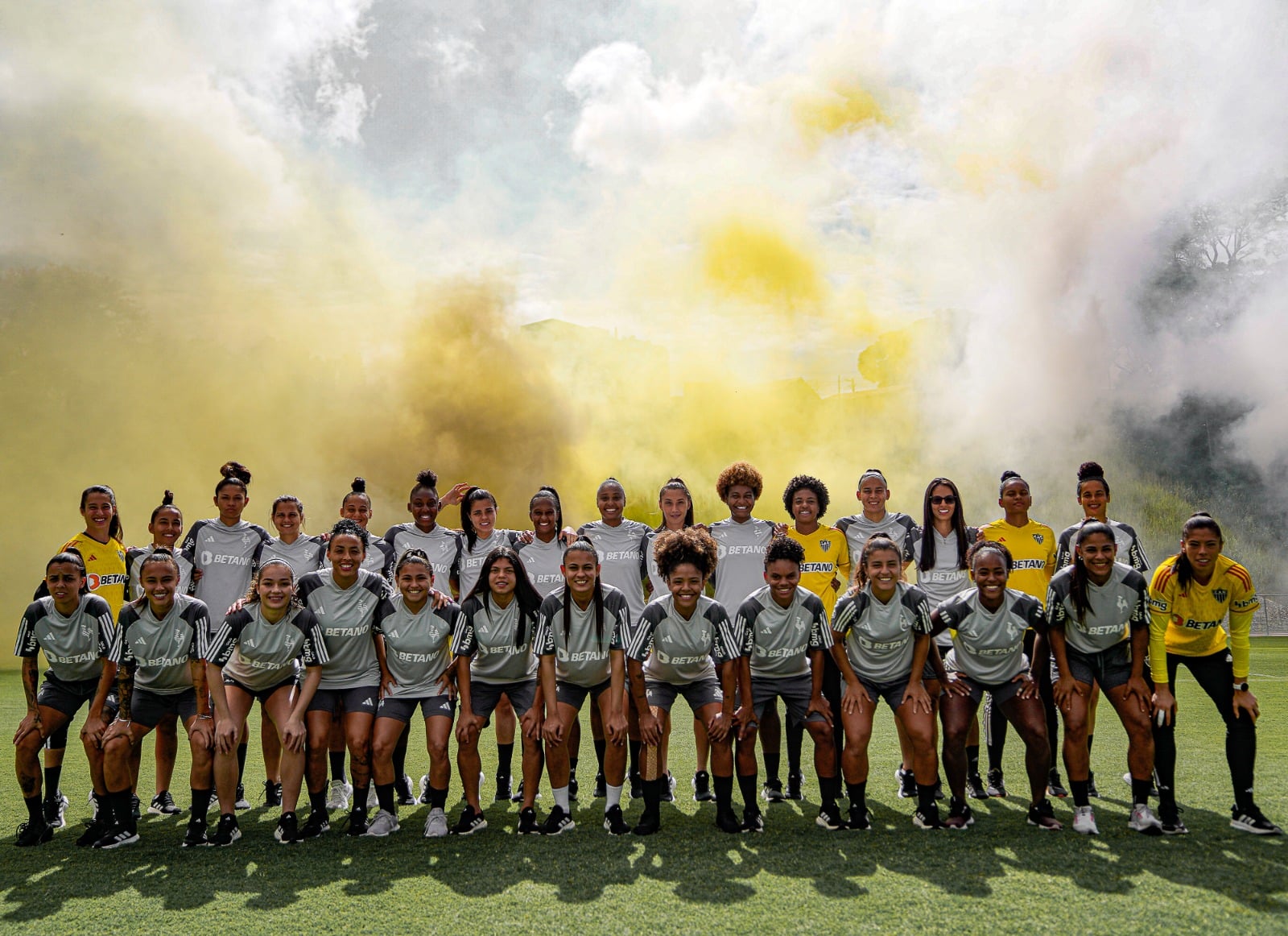 Ap&oacute;s cr&iacute;ticas e den&uacute;ncias, Atl&eacute;tico-MG apresenta nova estrutura para o time feminino