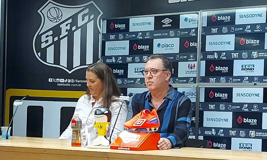 Santos apresenta 17 novas jogadoras e promete uma virada de chave no seu futebol feminino