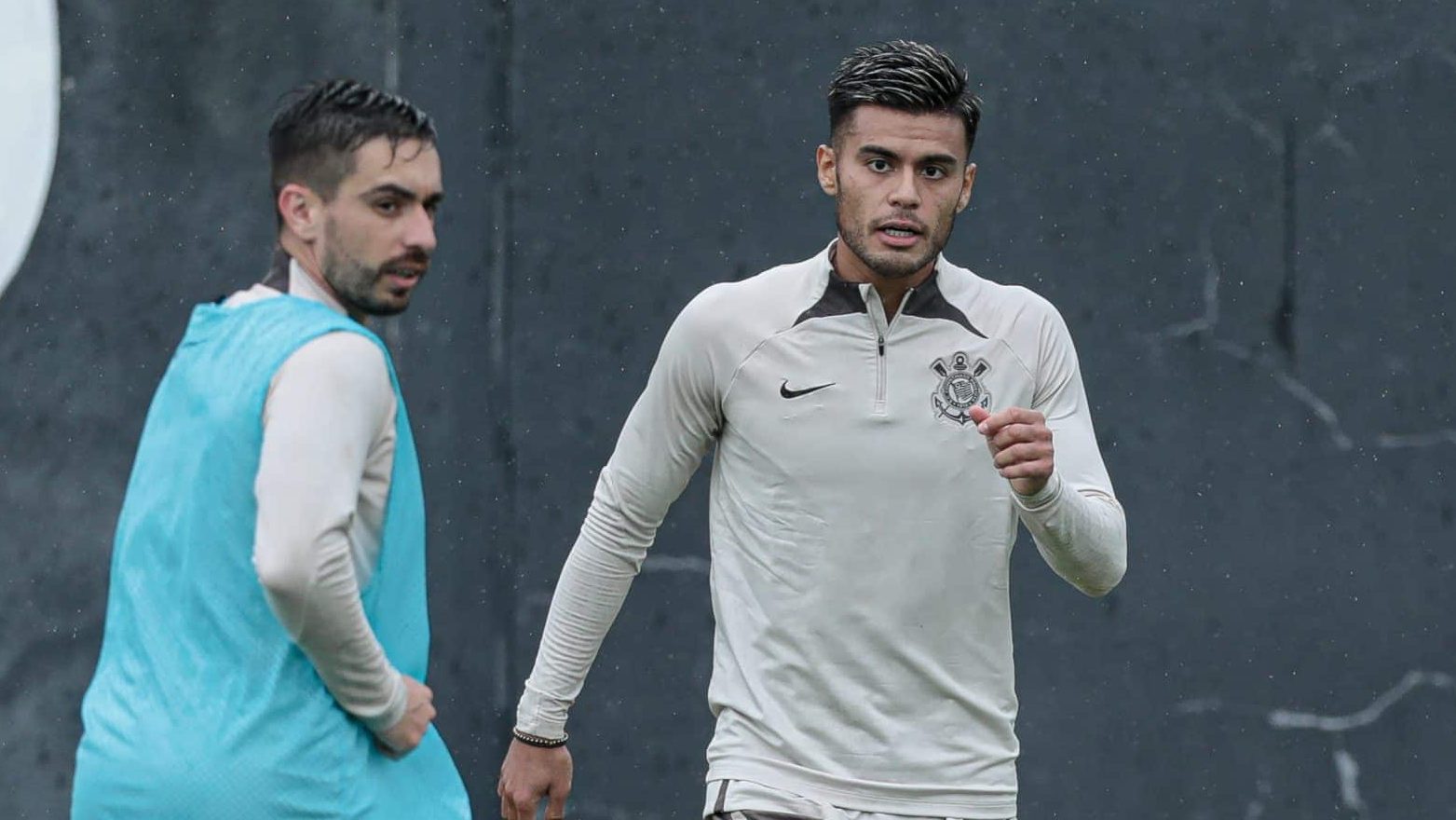 Corinthians tem despedida de Fausto e Carlos Miguel em separado antes de jogo decisivo para a temporada