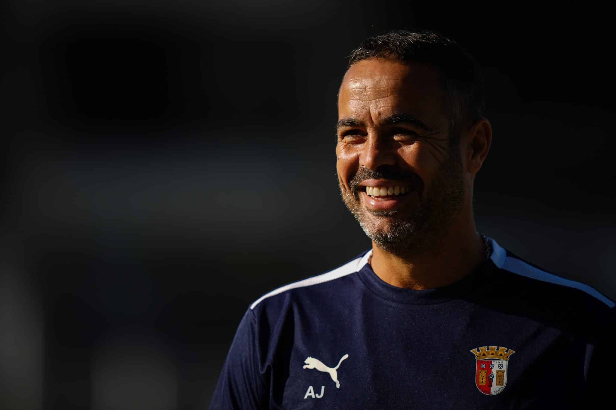 Um mister para chamar de seu: quem &eacute; Artur Jorge, apontado como novo t&eacute;cnico do Botafogo