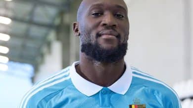 Como o novo uniforme da B&eacute;lgica virou uma discuss&atilde;o sobre racismo e colonialismo