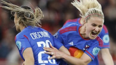 Lyon freia conto de fadas do Benfica e vira para largar na frente na Champions Feminina