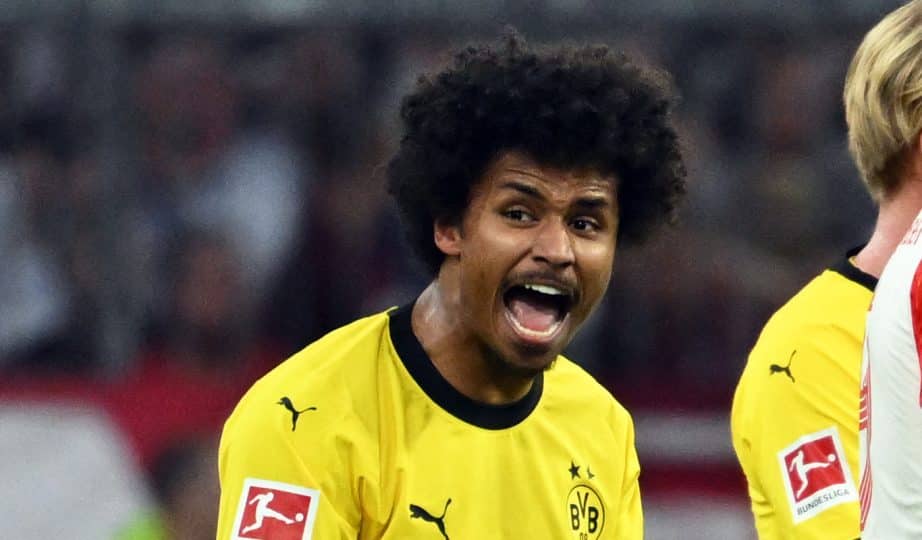 Borussia Dortmund derruba tabu e tira Bayern de Munique da briga pelo título