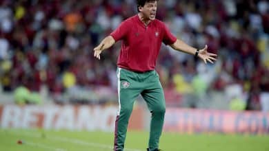 Diniz erra, Fluminense joga mal e perde de pouco do Flamengo no Carioca