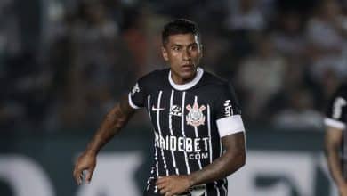 Clima tenso e volta de Paulinho: como foi a vit&oacute;ria do Corinthians em amistoso
