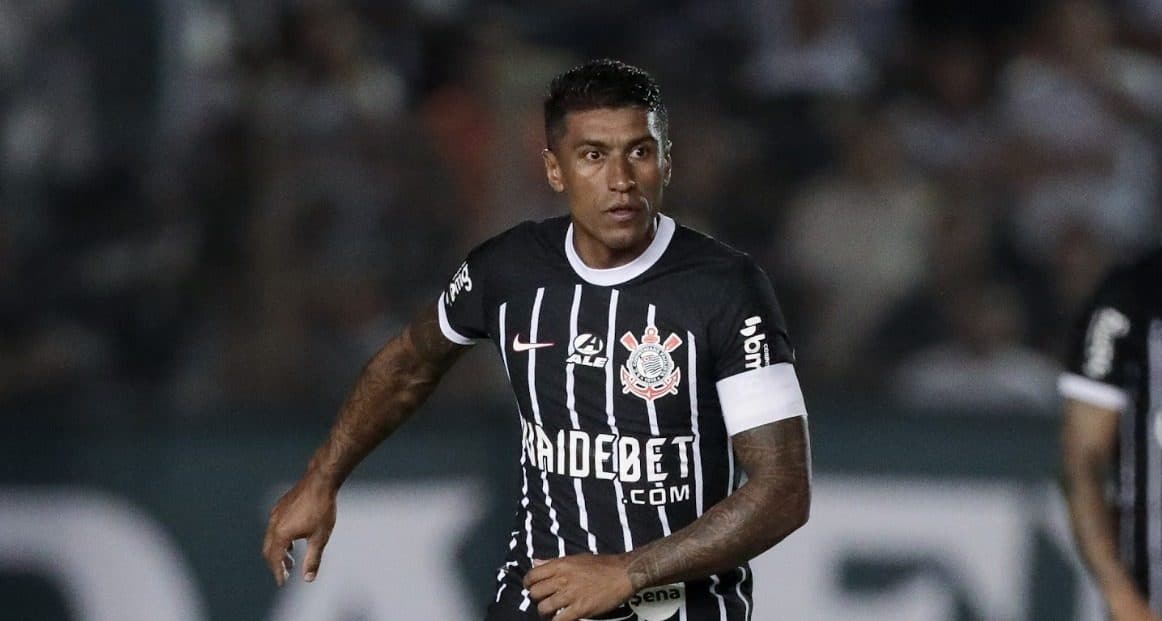 Clima tenso e volta de Paulinho: como foi a vit&oacute;ria do Corinthians em amistoso
