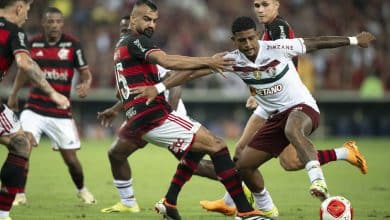 Flamengo administra vantagem, sofre pouco e elimina o Fluminense para chegar &agrave; final do Carioca