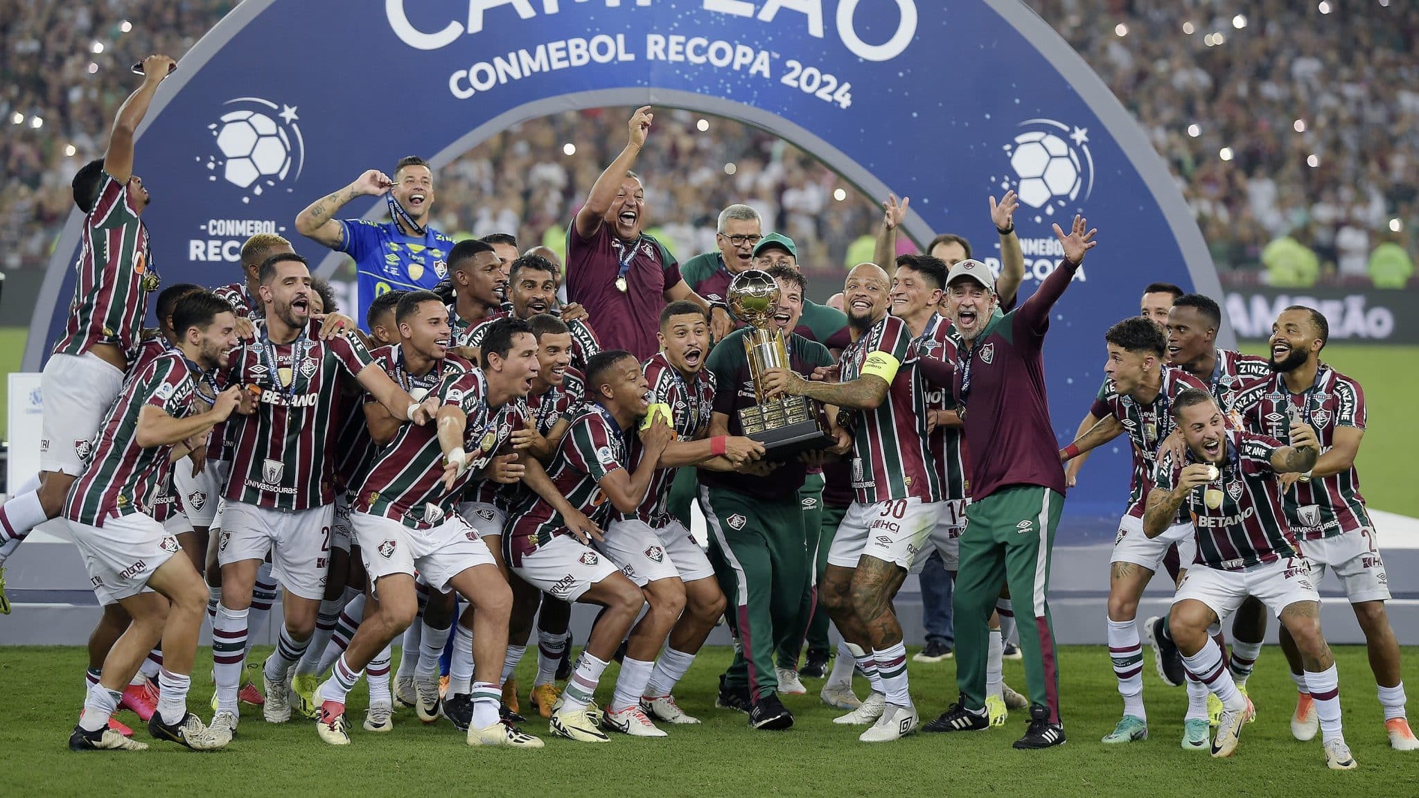 Fluminense se torna o clube com mais t&iacute;tulos internacionais no Maracan&atilde;